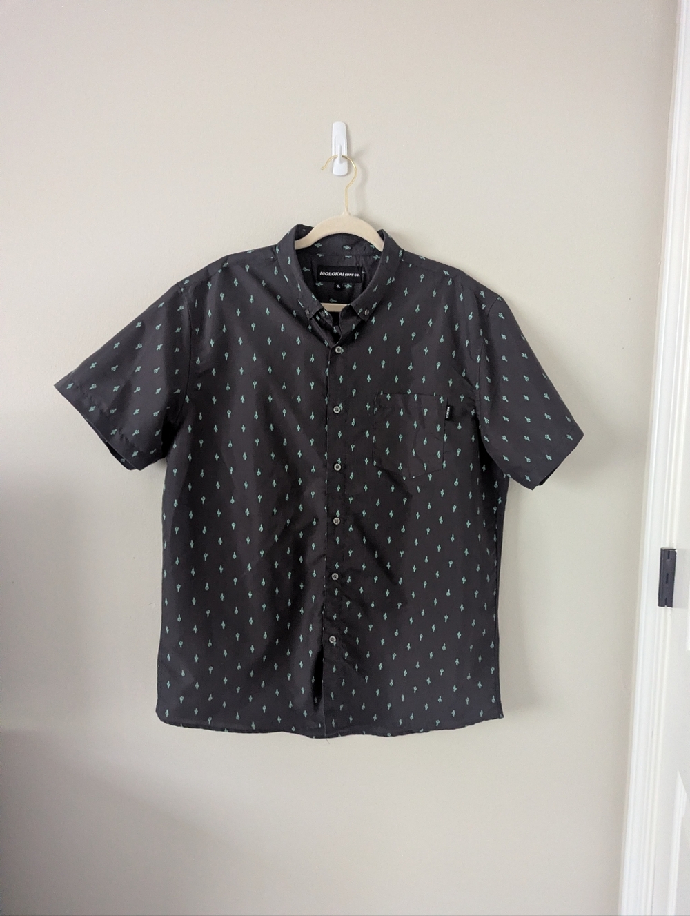 Molokai Cactus Short-Sleeve Button-Up Shirt SZ XL